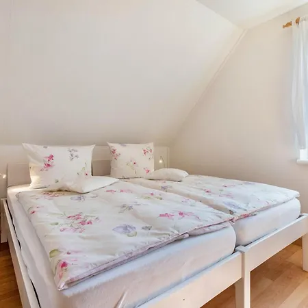 2 Schulze * Neustrelitz